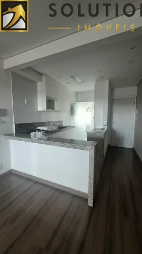 Apartamento de 3 quartos com suíte e 2 vagas na Região Central de Caieiras-SP: confira ess