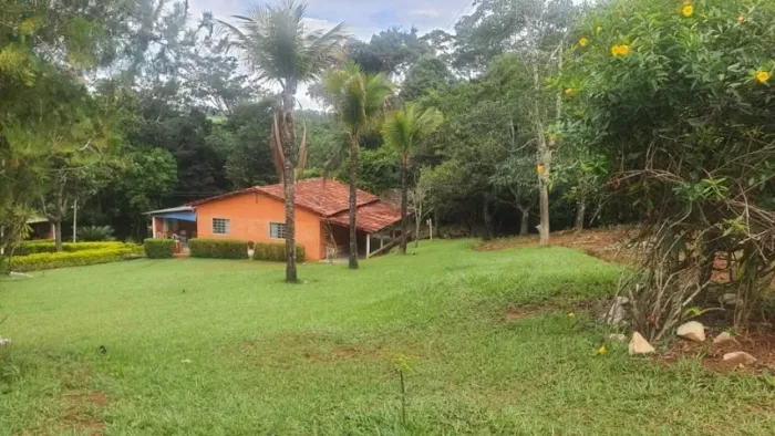 Chacara bela vista de goias com rio
