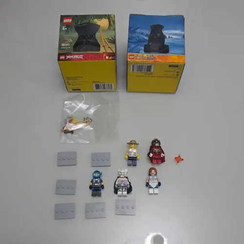 LEGO Minifiguras exclusivas Target - acompanha a caixa e os acessórios