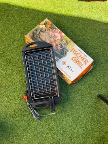 Vendo Churrasqueira elétrica pouco uso!