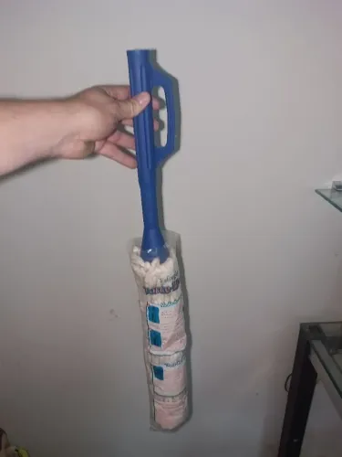 Mop esfregão com refil novo.