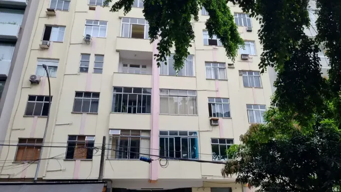 Apartamento para venda com 80 metros quadrados com 2 quartos