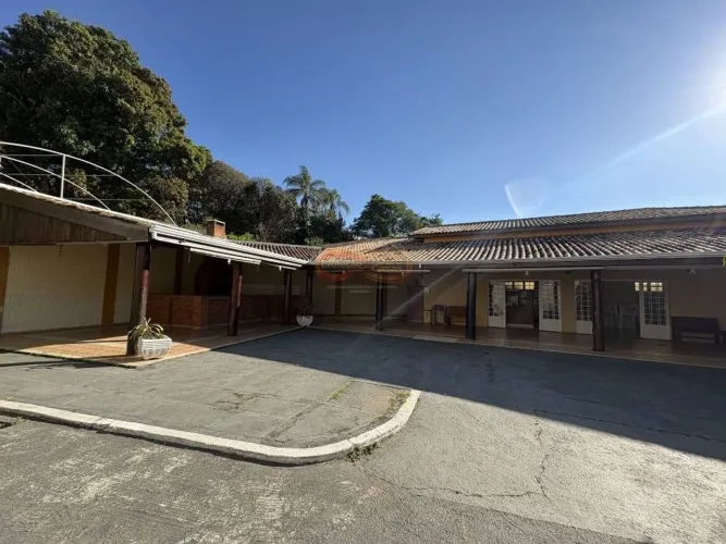 Salão Comercial - Bairro do Engenho