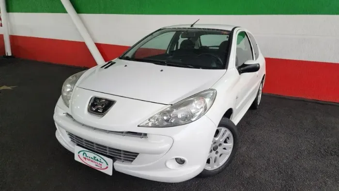 Peugeot 207 XR 1.4 Flex 8V 3P 2012