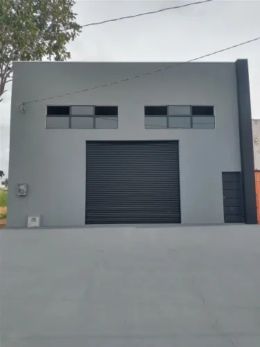 Galpão/Depósito/Armazém para aluguel com 200 metros quadrados