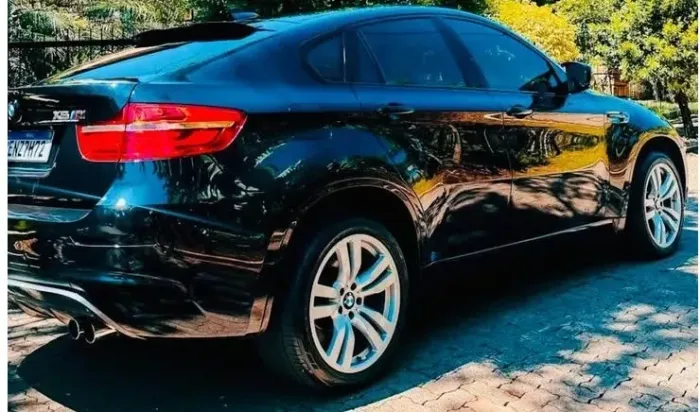BMW X6 M 4.4 4X4 V8 32V Bi-turbo Aut. 2014