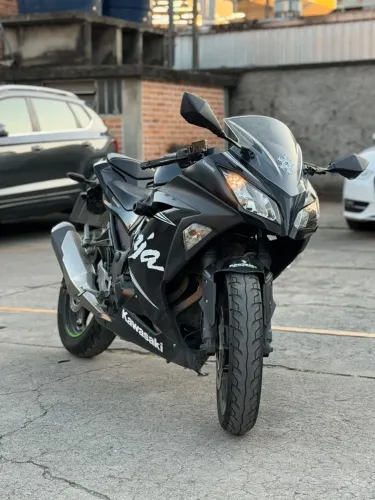 KAWASAKI NINJA 300