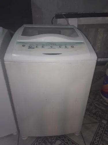 VENDO MÁQUINA DE LAVAR PARA RETIRADA DE PEÇAS OU CONSERTO