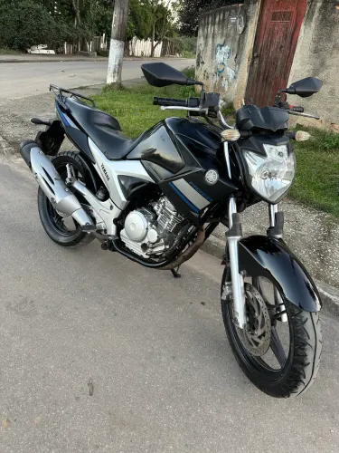 Fazer 250 