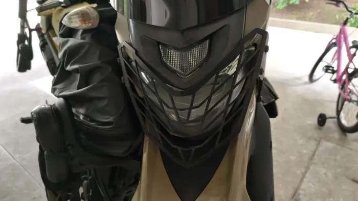 Protetor de farol Lander 250