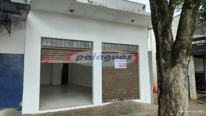Salão para alugar no bairro Parque Residencial Tuiuti - Maringá/PR
