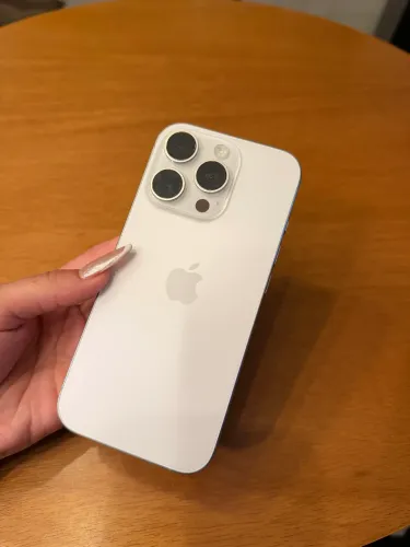 iPhone 16 pro 256