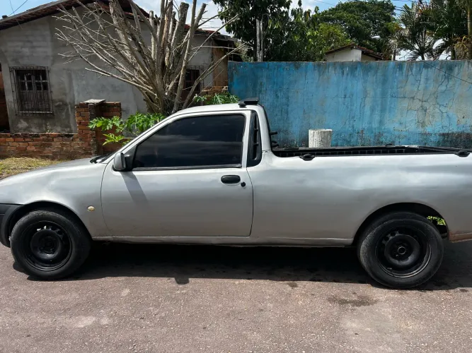 Ford Courier 1.6 L/ 1.6 Flex 2004
