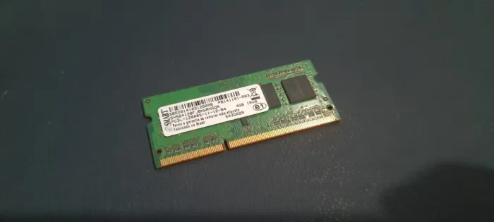 Memoria RAM USADA modelo DDR3L 4gb para notebook