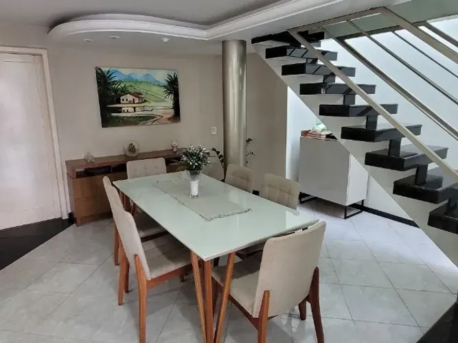 Casa Duplex no Bairro Juparanã - Linhares/ES