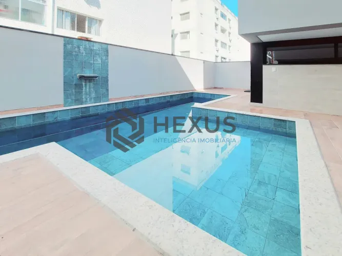 Casa com piscina e área gourmet na Praia das Asturias, Guaruja