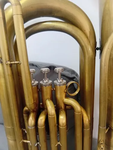 Tuba 3 pistos sib