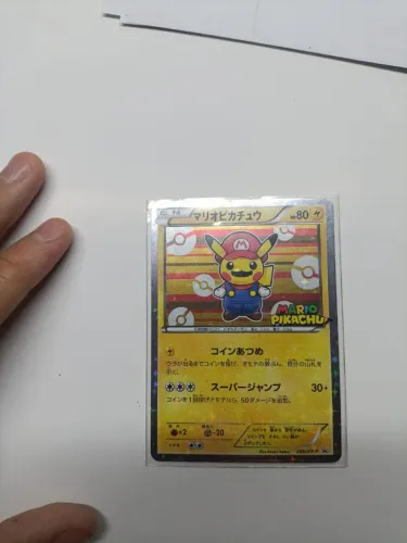 Carta pokémon Pikachu