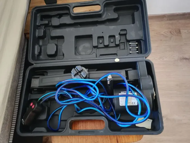 Macaco Elétrico Para Carro Marca Multilaser