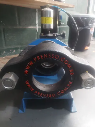 Máquina  prensar mangueiras  hidráulicas 