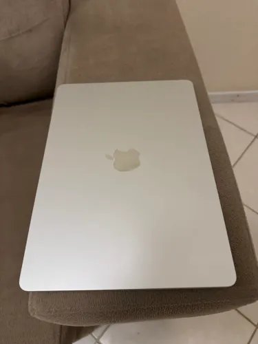 MacBook Air M2 