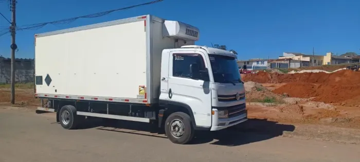 VW/11.180 DRC 4X2 2021 BAÚ REFRIGERADO