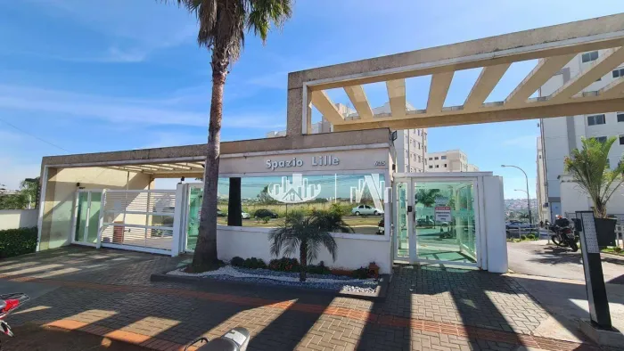 Apartamento no Spazio Lille com 2 Quartos para alugar, 45 m² por R$ 1.400/mês - Doutor Far