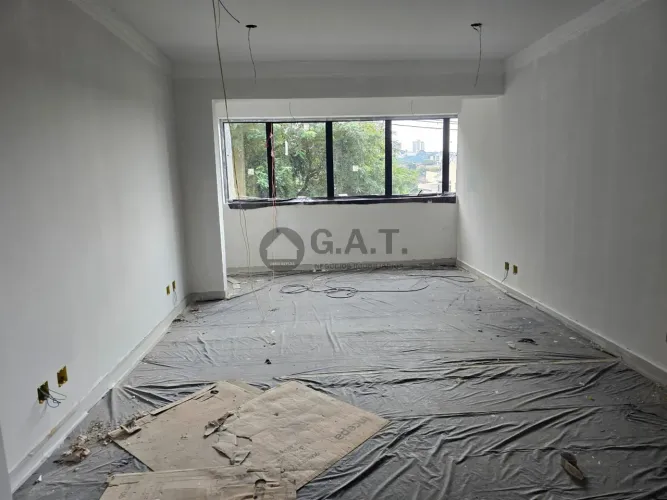 Sala Comercial para Locação na Vila Augusta em Sorocaba-SP: 28,00m² de Oportunidade de Neg
