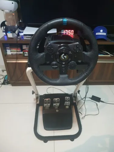 Logitech G923 PS5/PS4/PC + Suporte + Gran Turismo 7