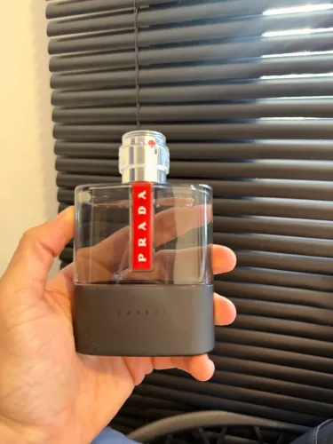 Prada perfume