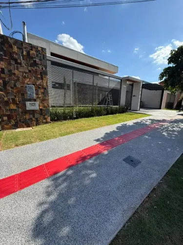 CASA TERREA ALTO PADRÃO A VENDA NO JD AUTONOMISTA