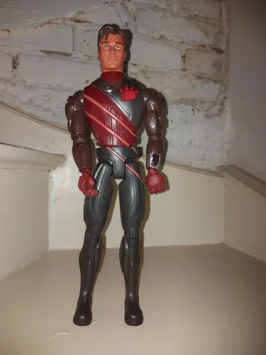 Boneco Max Steel