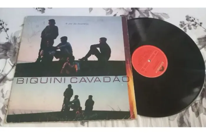 LP disco de vinil Biquíni cavadão A era das incertezas c/ encarte rock nacional som antigo