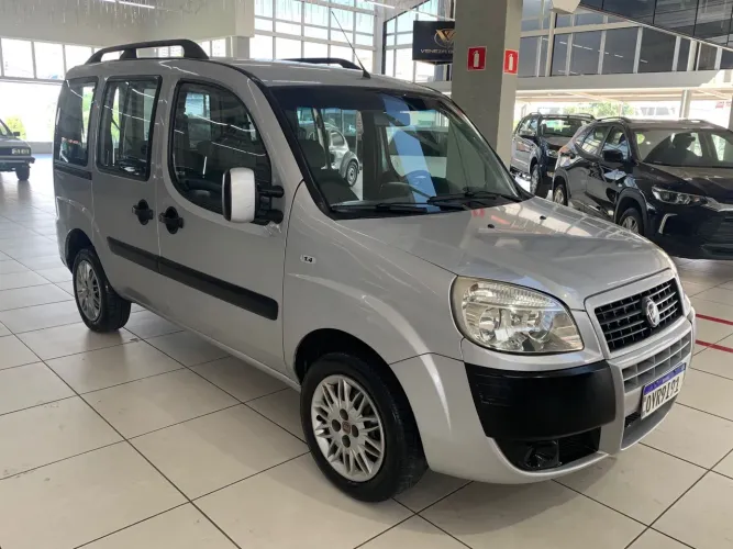 Fiat Doblo Attractive 1.4 Fire Flex 8V 5P 2015