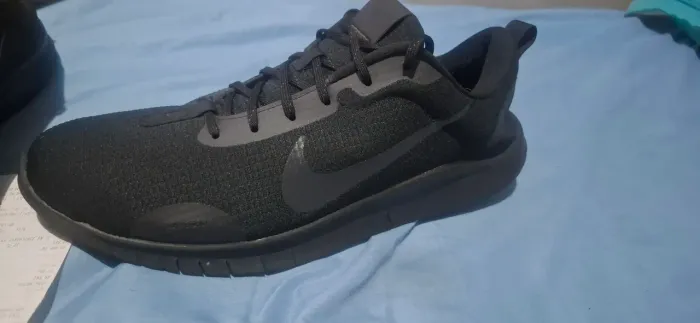 Tênis original marca naike modelo flex. Experimente  Rn12