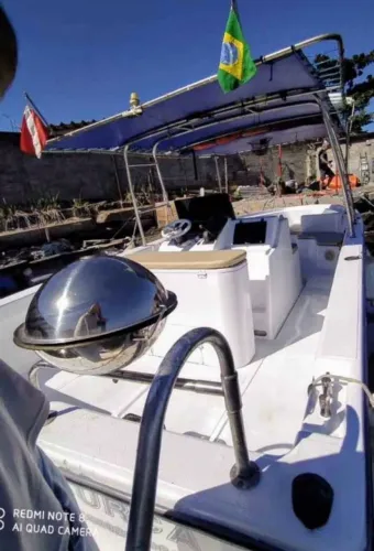 Lancha fast 28