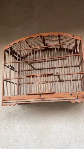 Vende se gaiolas tudo por 300 cada 80