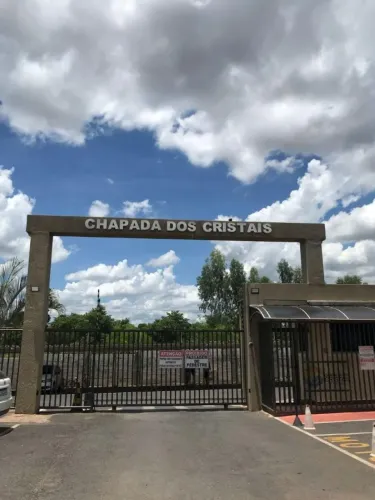 Apartamento para alugar - Condomínio Condomínio Chapada dos Cristais - Várzea Grande/MT
