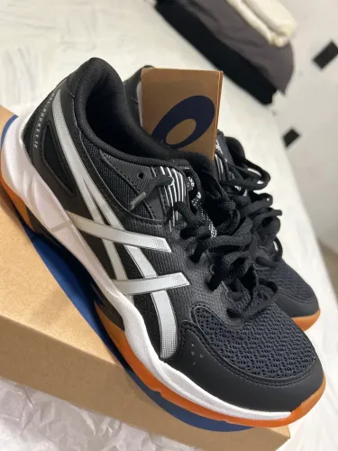 Tênis Asics Rocket 12