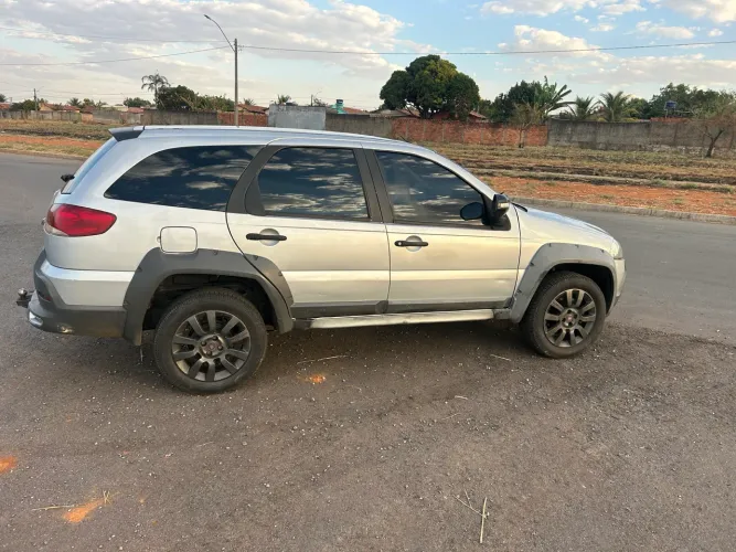 Fiat Palio Weekend Adventure Locker 1.8 Flex 2009