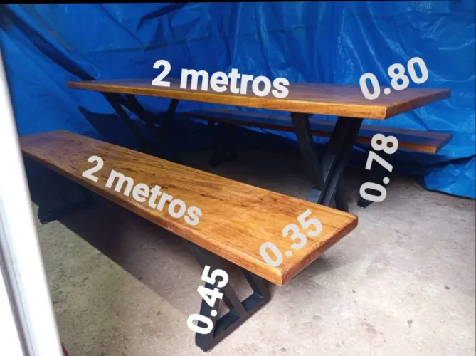Mesa de angelim