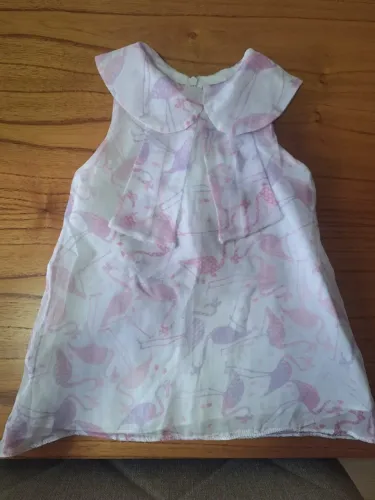 Vestido Lilica Ripilica 9 a 12 meses. R$ 20,00.  Retirada : Guará 2 ou Esplanada dos Minis