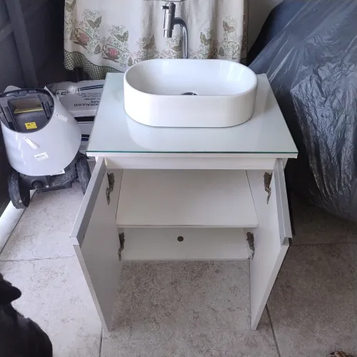 Balcão com armário para banheiro 60x63x45 profundidade com pia e torneira