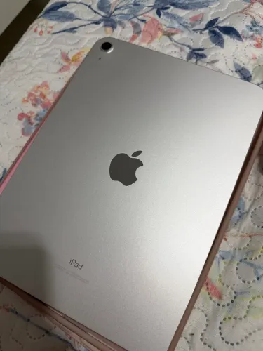 iPad 10