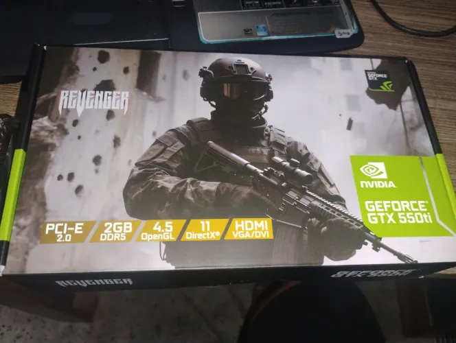 Placa de vídeo NVidia GTX 550ti