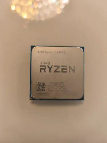 Processador AMD Ryzen 5 3400G 3.7GHz Radeon Vega 11 AM4 - Usado