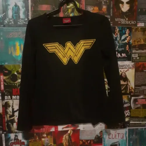 Camiseta feminina de manga comprida preta tamanho 16 wonder woman
