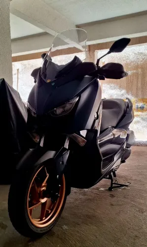 Yamaha X-Max 250 2022/2023. Único proprietário. 