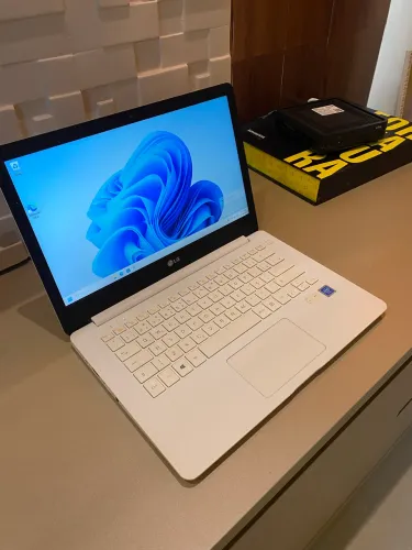 Notebook Samsung com upgrade de ssd