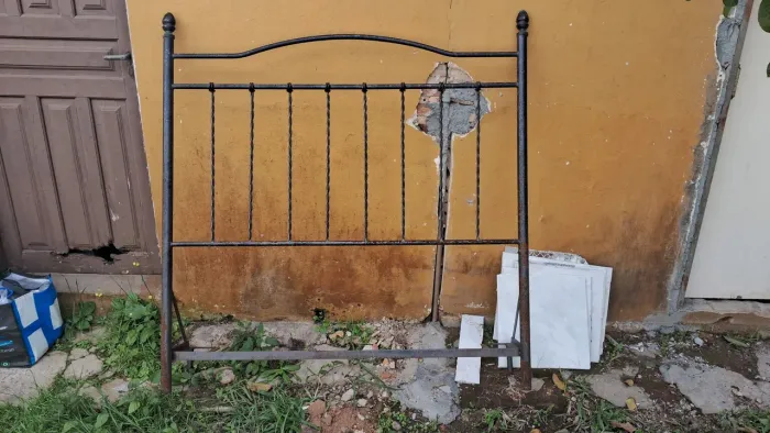 Cabeceira de ferro para cama de casal